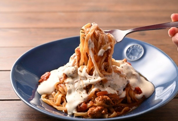 とろけるチーズボロネーゼ